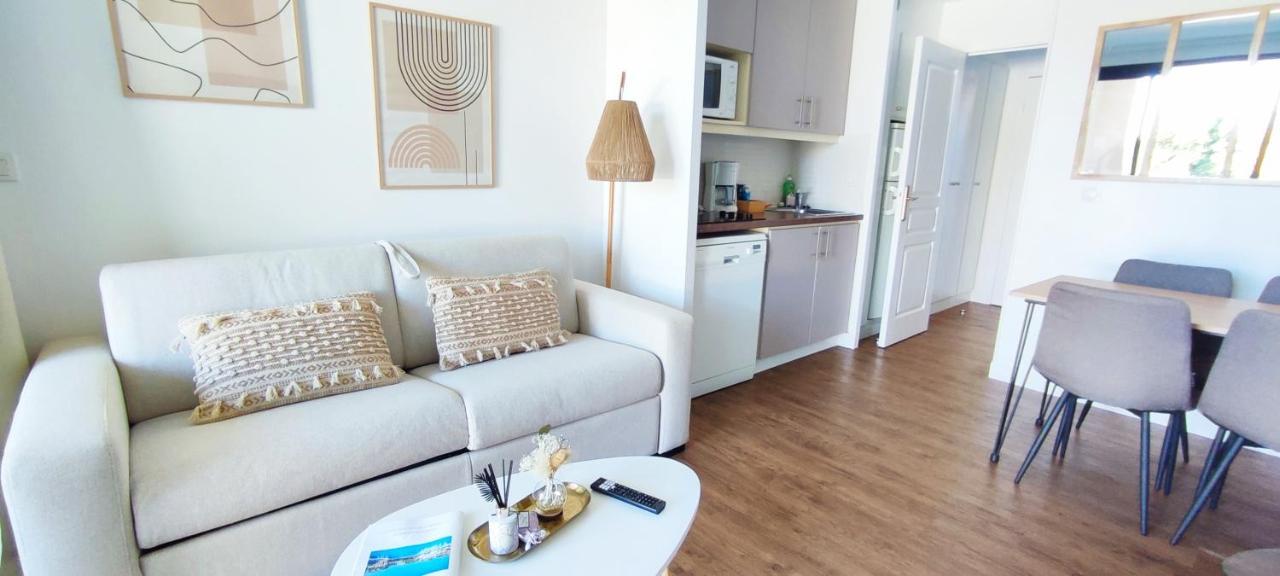 Chez Adriana Appartement Cosy Avec Jardin, Proche Plage Grimaud Exterior foto
